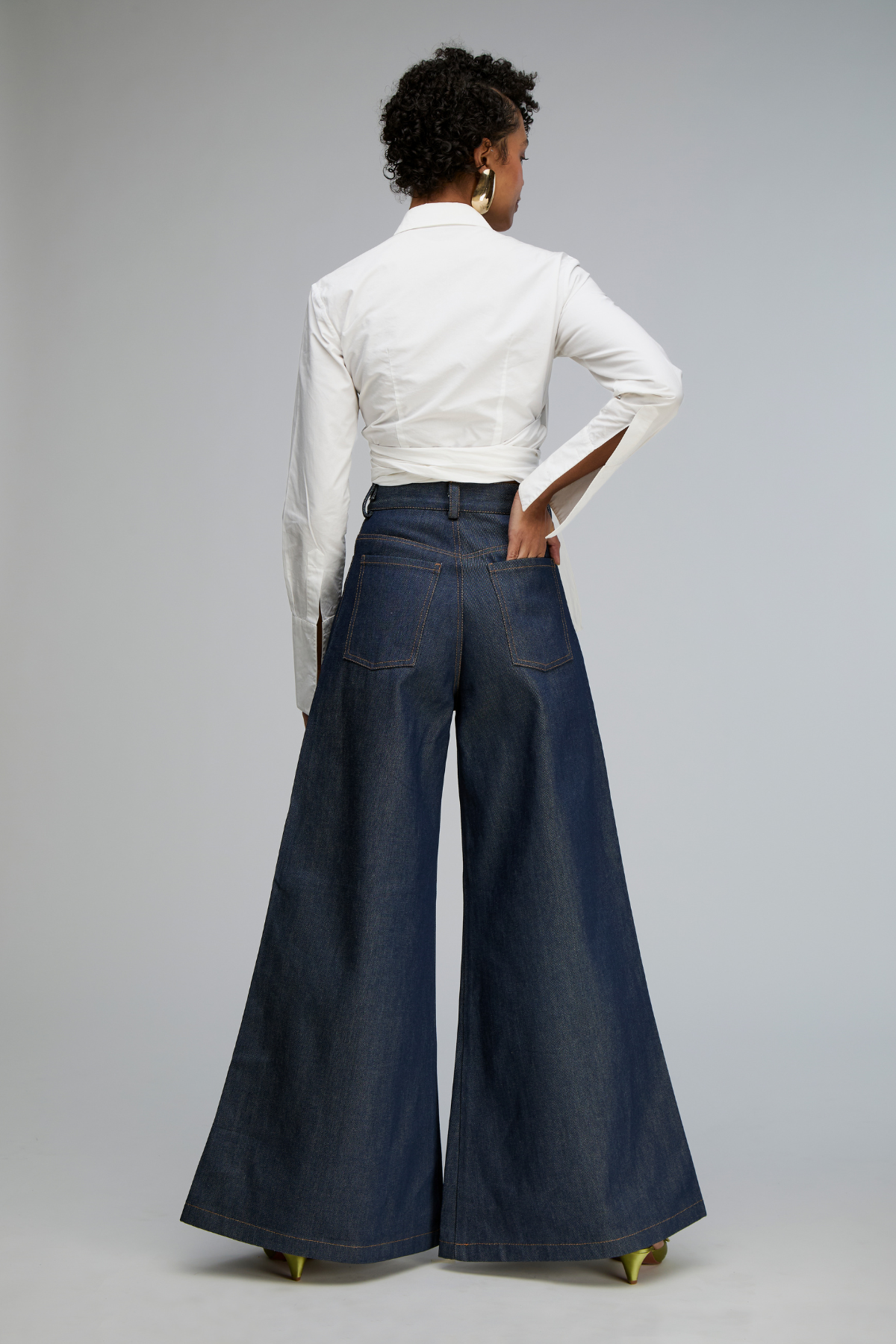 Sarlat Ultra Wide-Leg High Waist Jeans